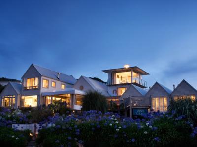 The Boatshed Seaside Boutique Hotel Auckland Exterior foto